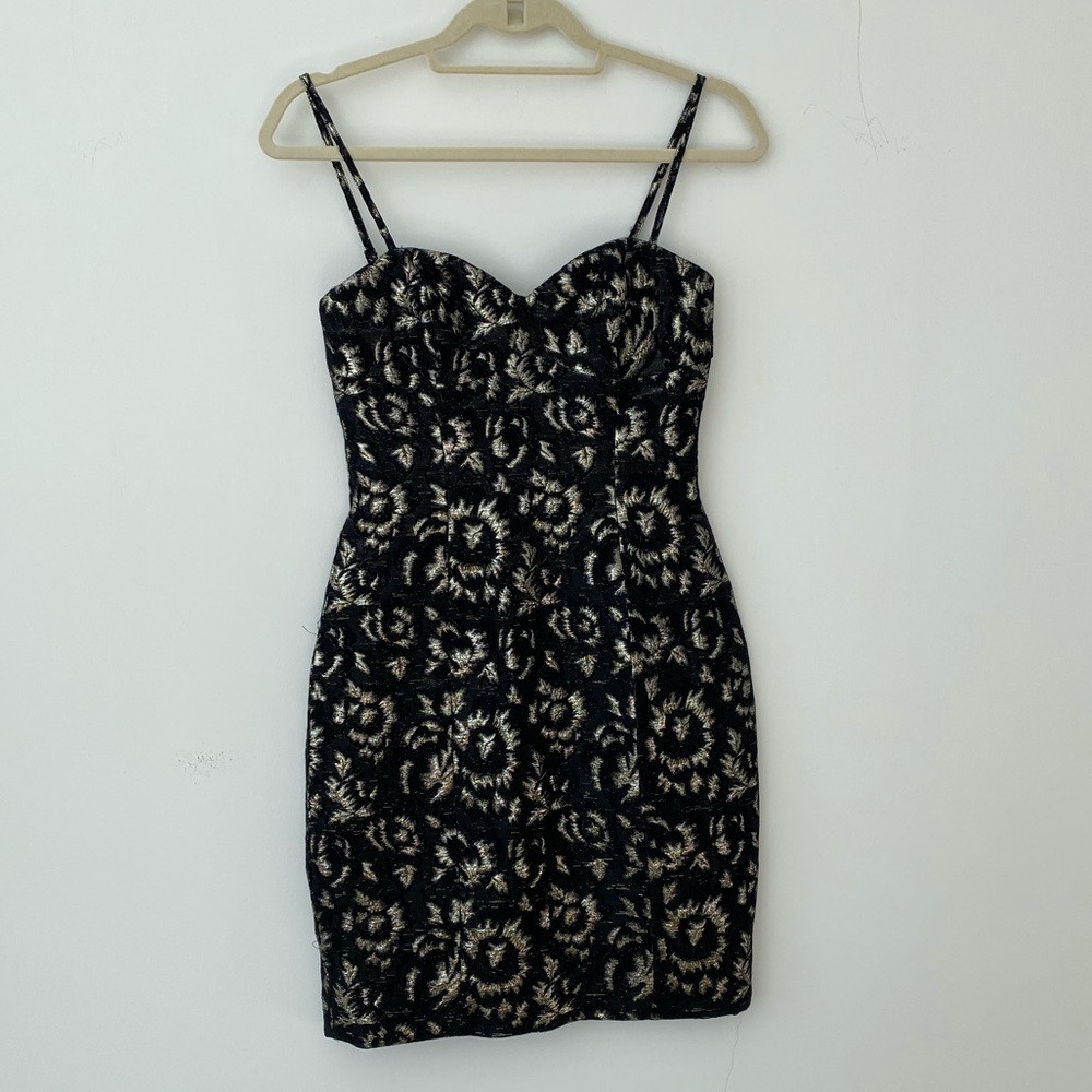Tracy Reese Dress Sz 2 Black With Embroidery